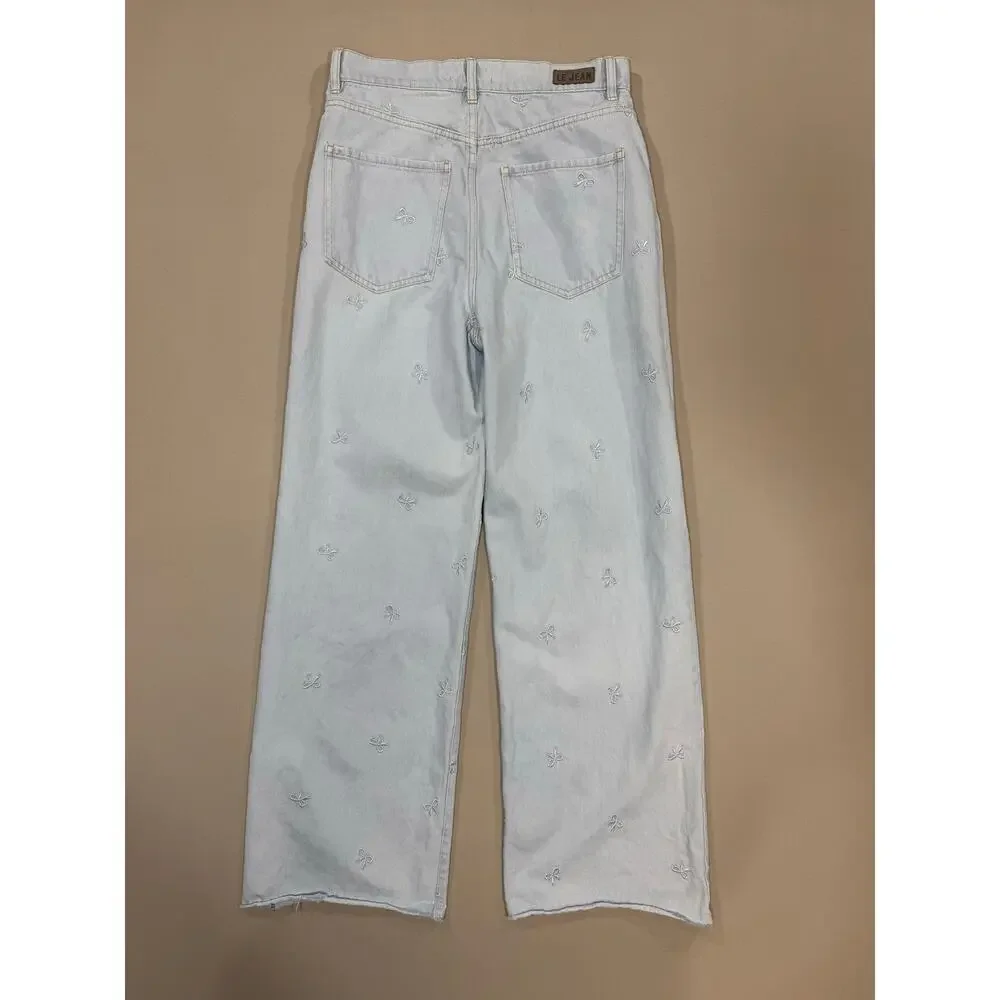 LE JEAN Bow Embroidered
Column Jeans Size 28 - Picture 6 of 7